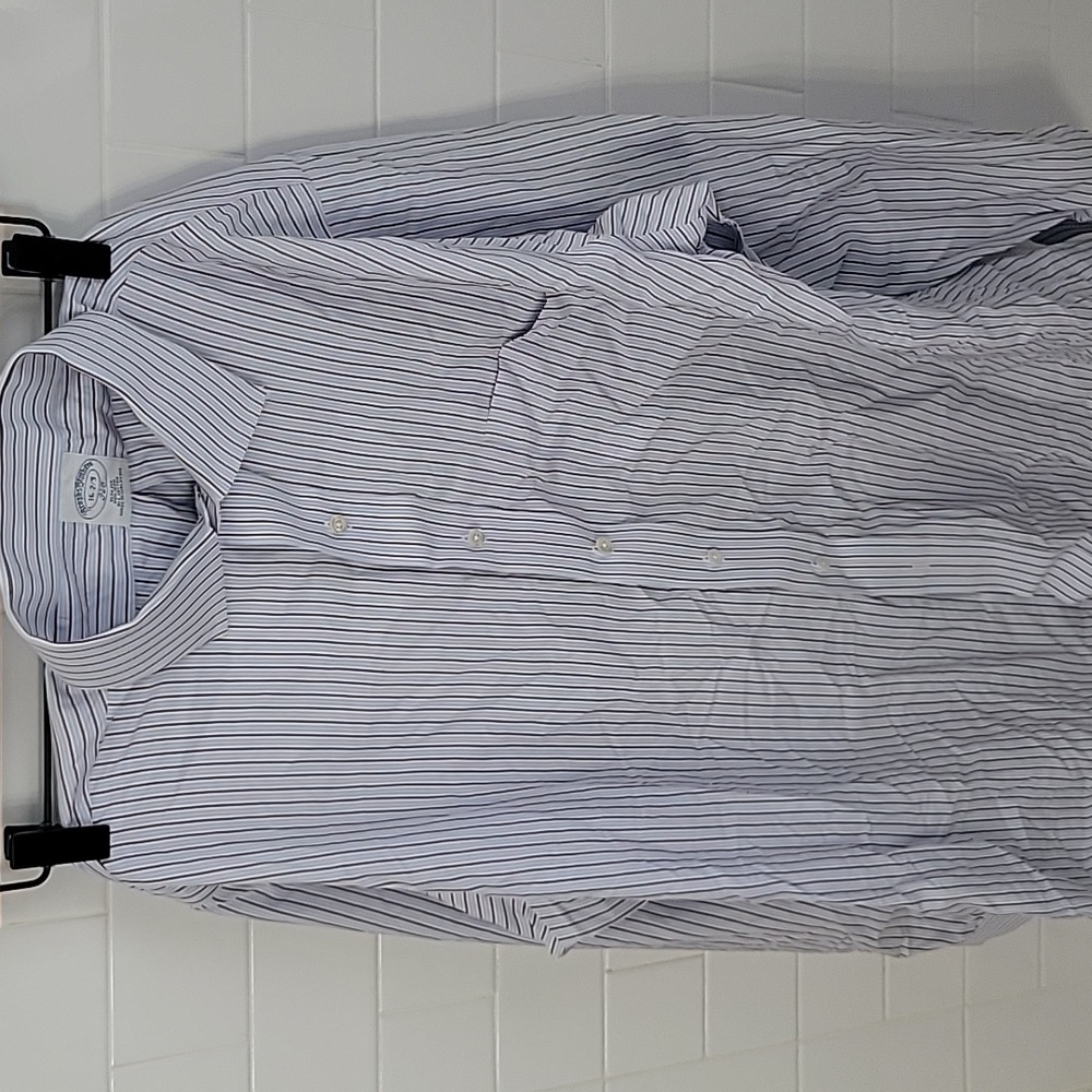 Brooks Brothers Men Button Down Casual Dress Shirt